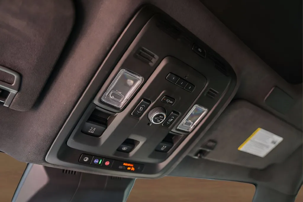 Cadillac Escalade photo 21