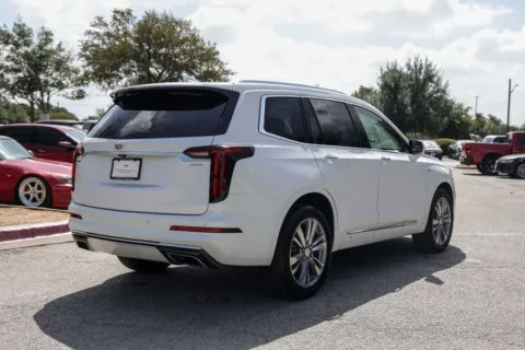 More photos of 2023 Cadillac XT6 Premium Luxury at Covert Cadillac, TX