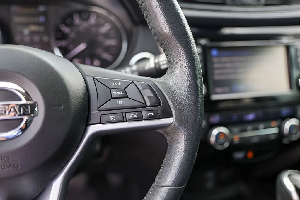 Nissan Rogue photo 13