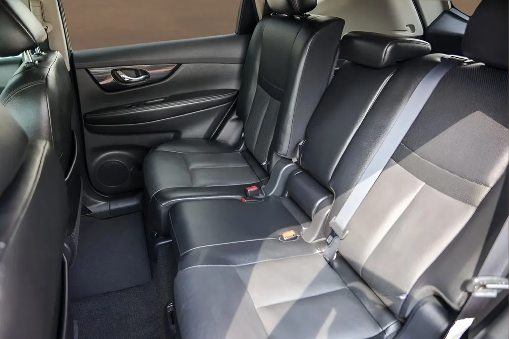 Nissan Rogue photo 21