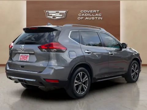 More photos of 2017 Nissan Rogue SL at Covert Cadillac, TX