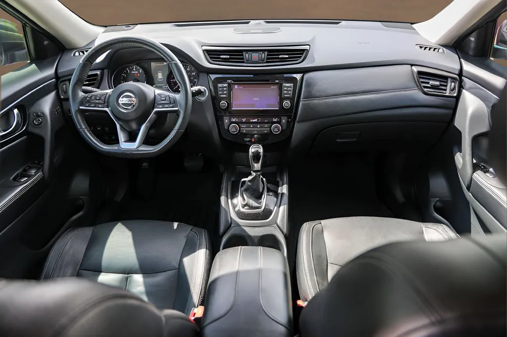 Nissan Rogue photo 22