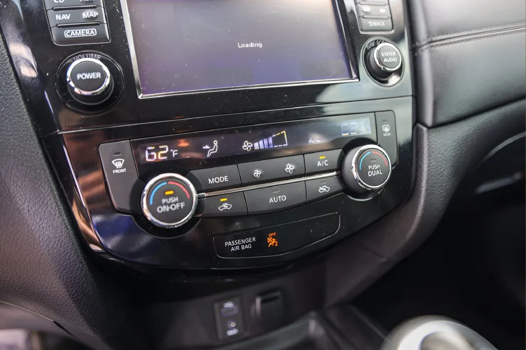 Nissan Rogue photo 17