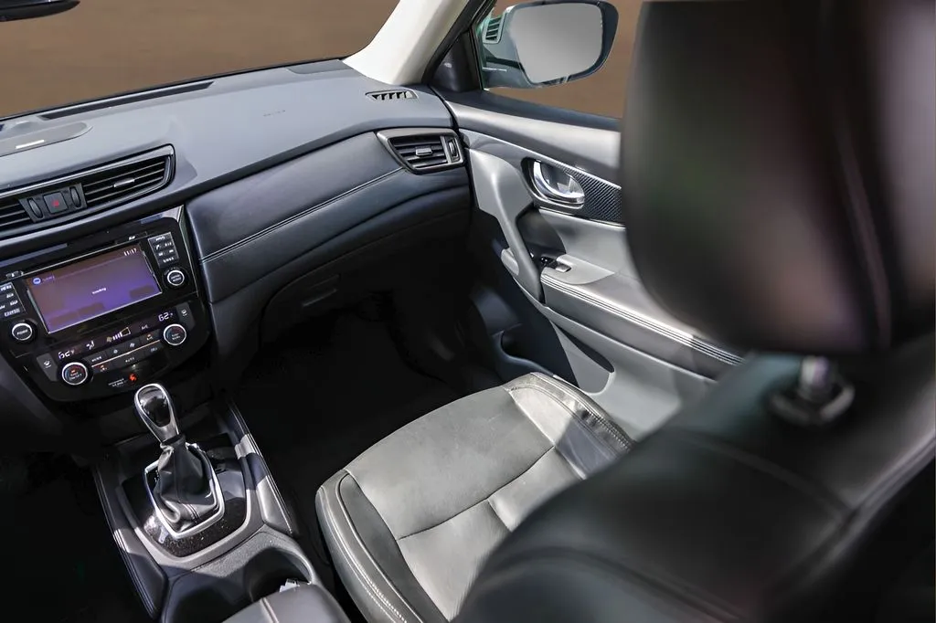 Nissan Rogue photo 24