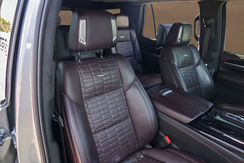 Cadillac Escalade photo 29