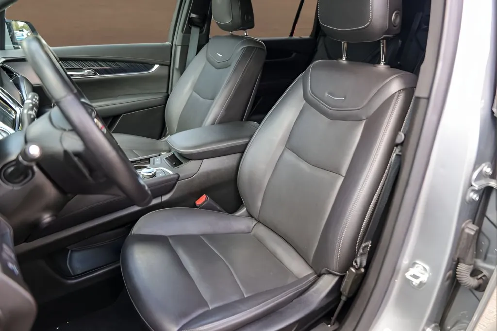Cadillac XT6 photo 7
