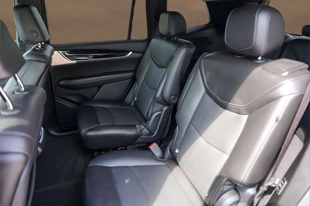 Cadillac XT6 photo 26