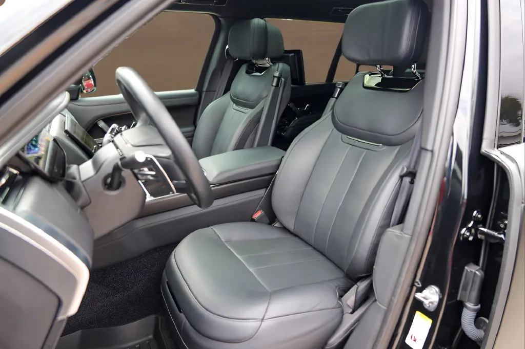 Land Rover Range Rover photo 7