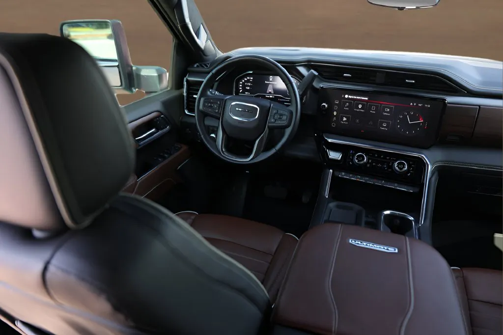 GMC Sierra photo 26