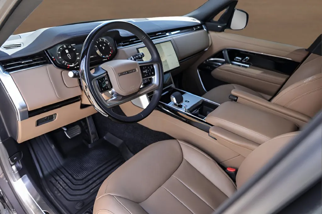 Land Rover Range Rover photo 8