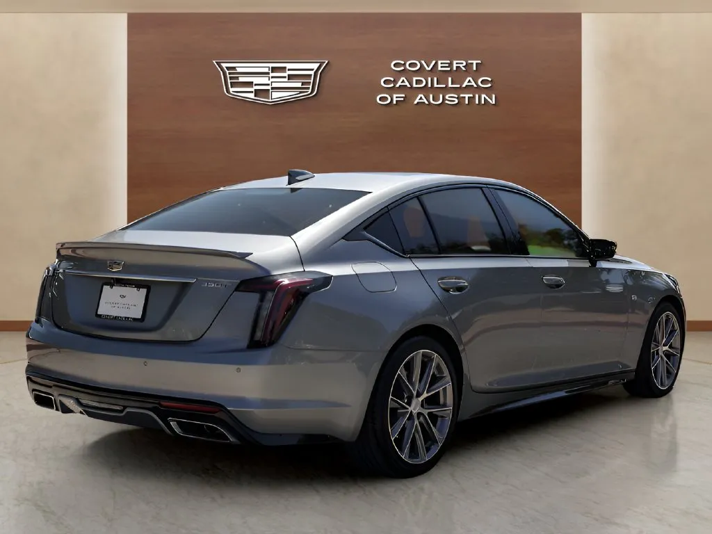 Cadillac CT5 photo 4
