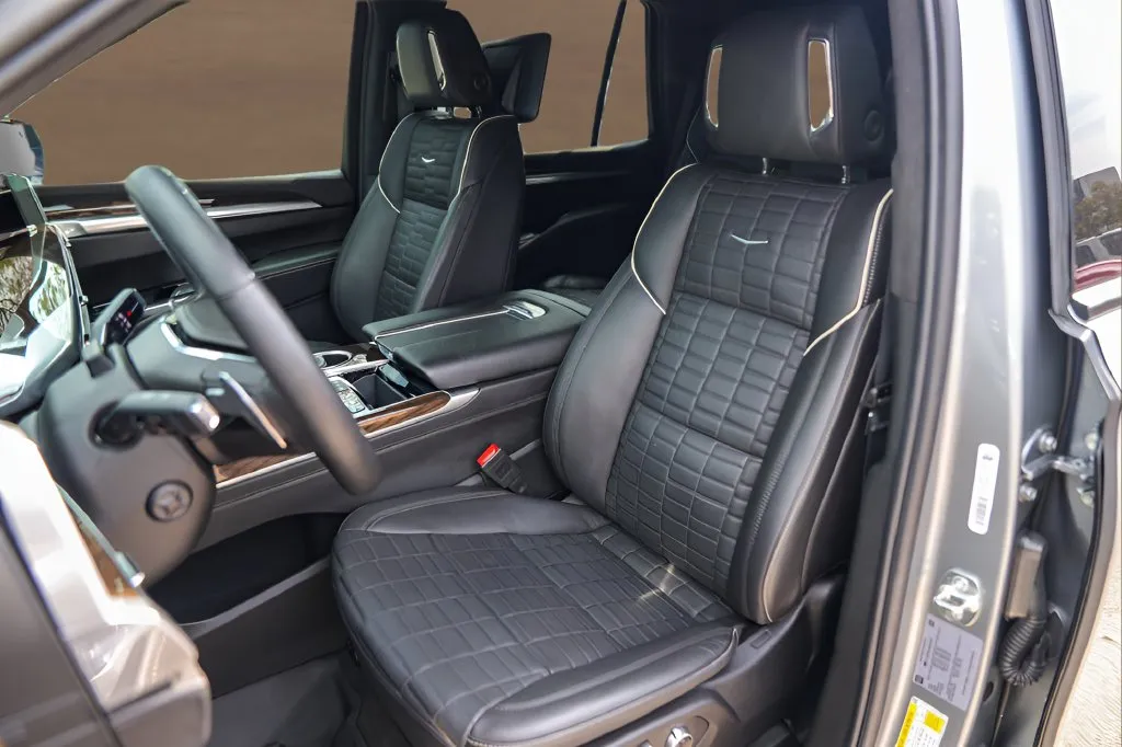 Cadillac Escalade photo 7