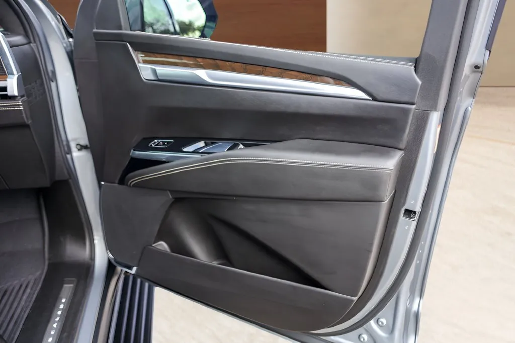 Cadillac Escalade photo 31