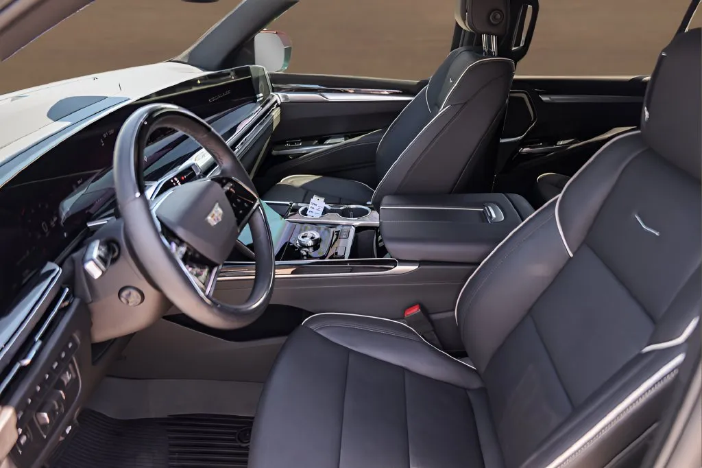 Cadillac Escalade photo 9