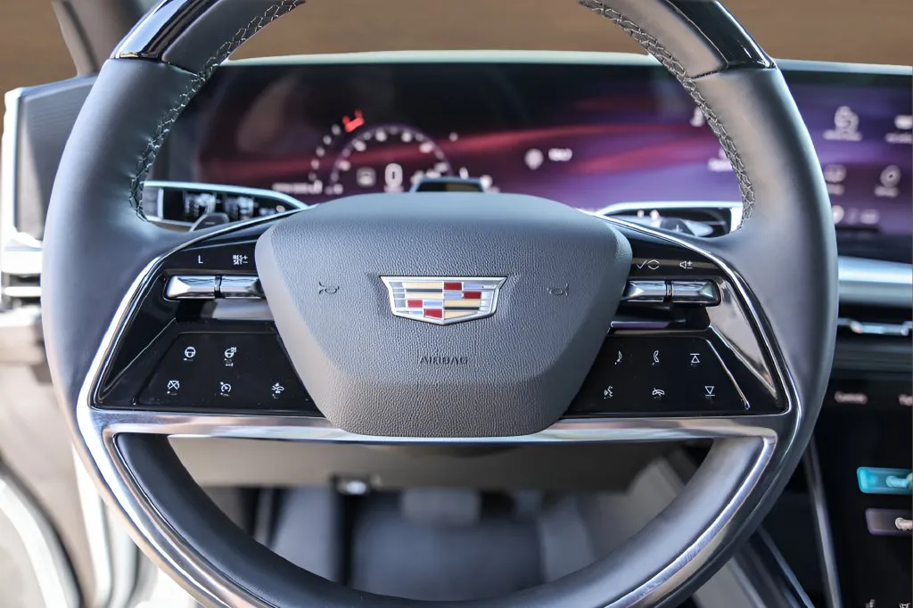 Cadillac Escalade photo 12