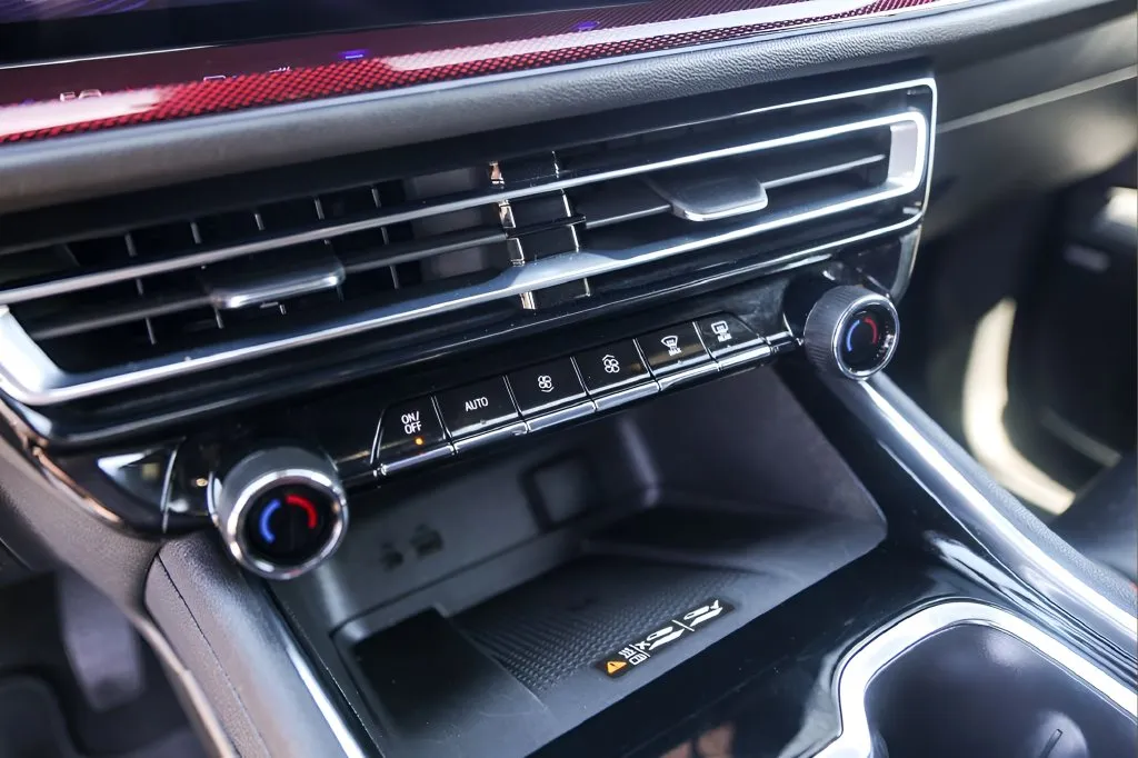 Chevrolet Traverse photo 18