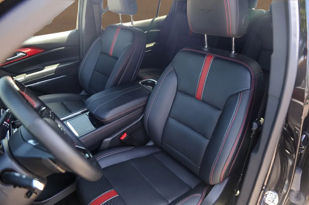 Chevrolet Traverse photo 7