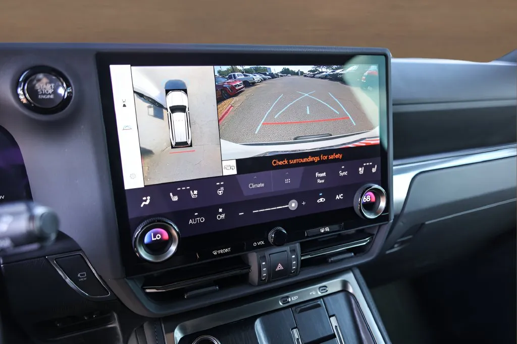 Lexus GX photo 17