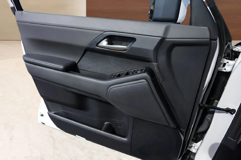 Lexus GX photo 20