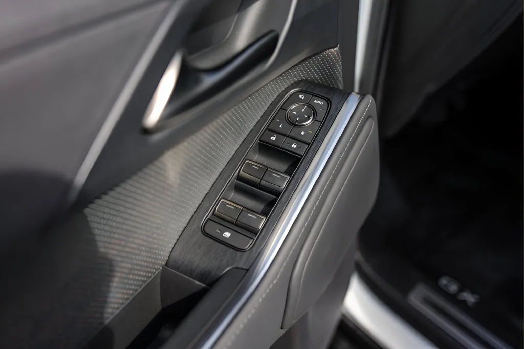 Lexus GX photo 21