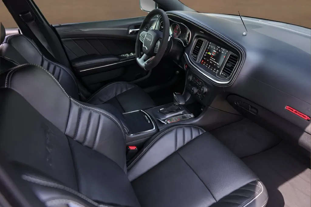 Dodge Charger photo 28