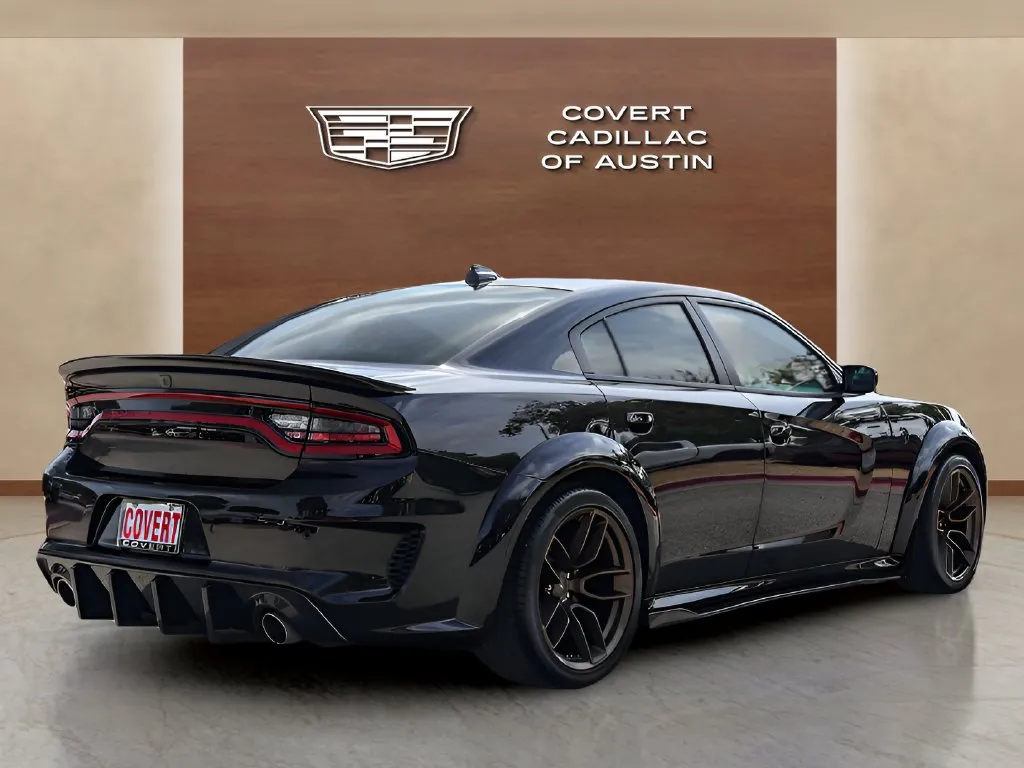 Dodge Charger photo 4