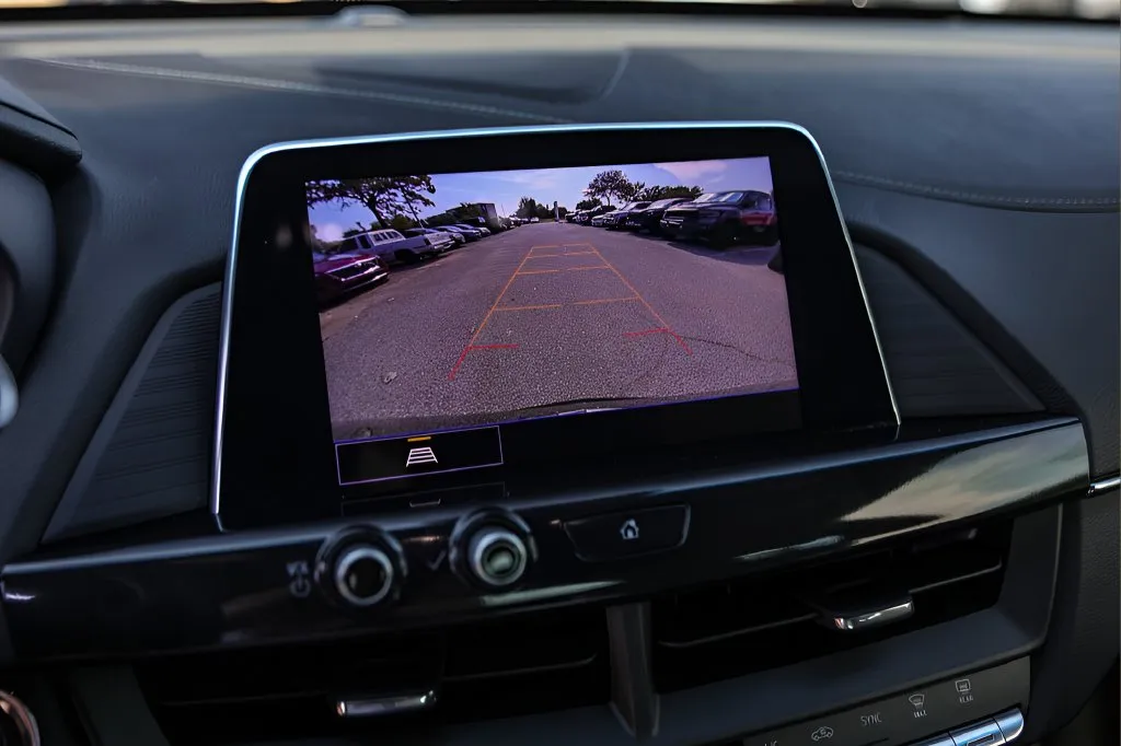 Cadillac CT4 photo 17