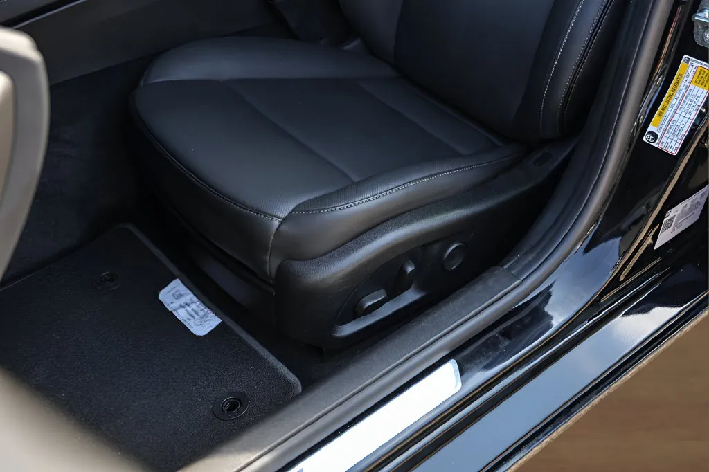 Cadillac CT4 photo 8
