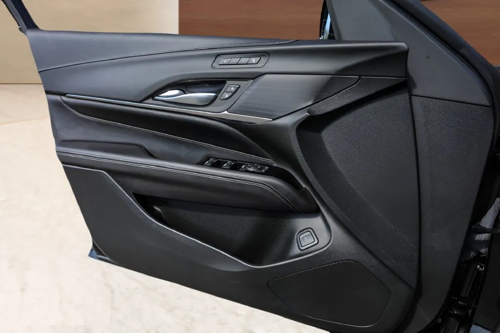 Cadillac CT4 photo 22