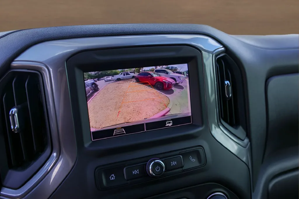 Chevrolet Silverado photo 16