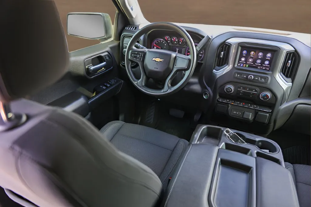 Chevrolet Silverado photo 25