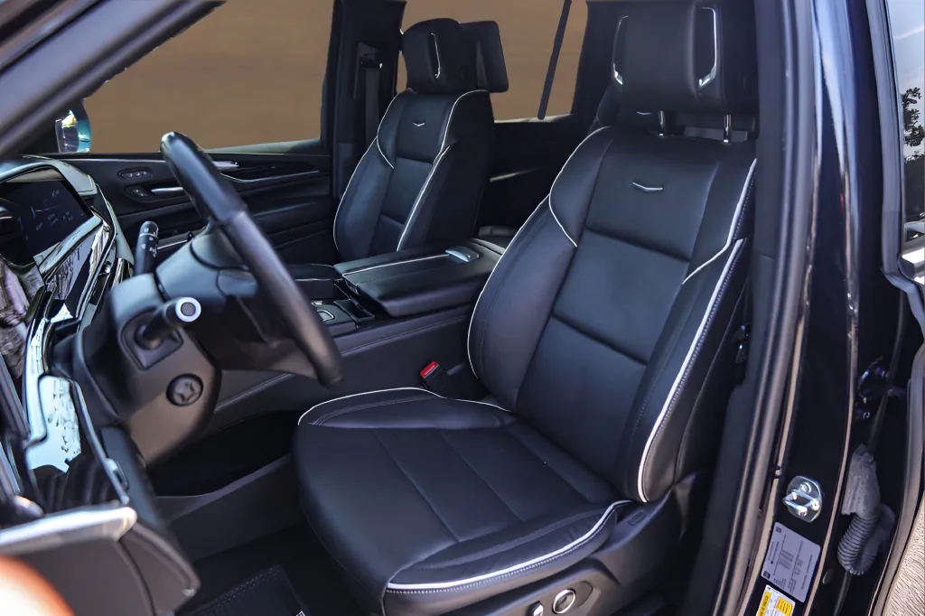 Cadillac Escalade ESV photo 7