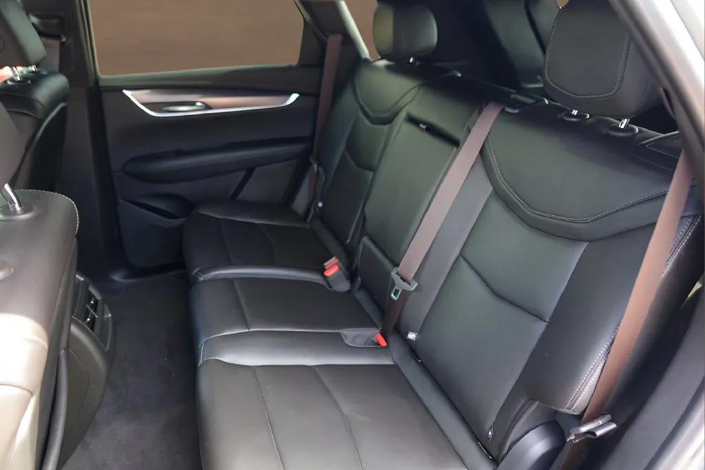 Cadillac XT5 photo 24