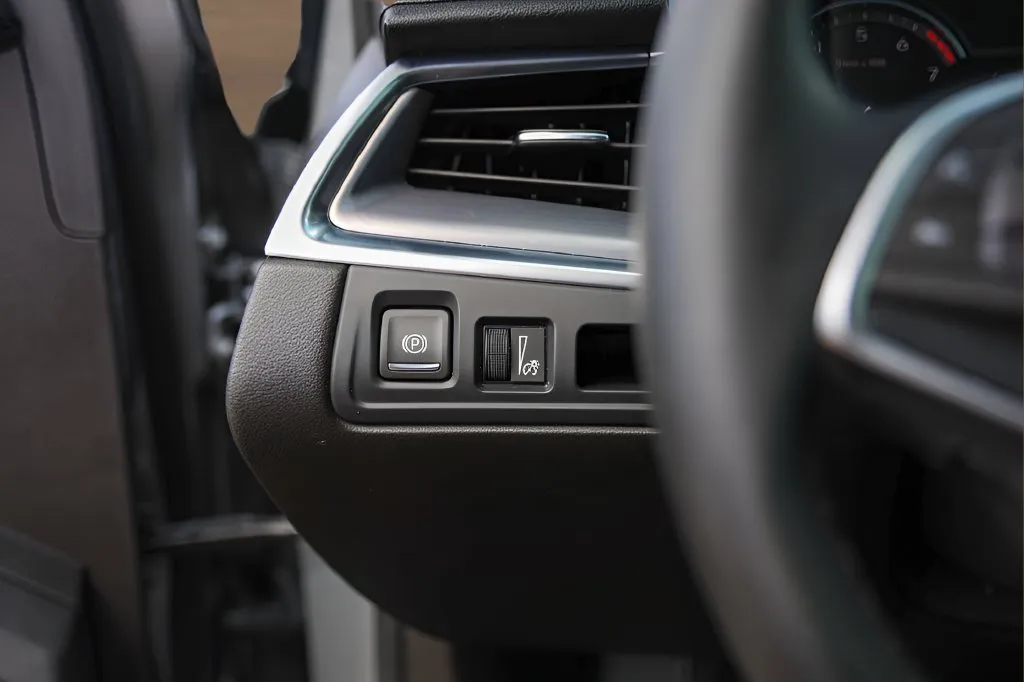 Cadillac XT5 photo 15