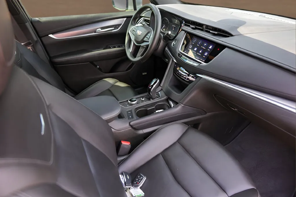 Cadillac XT5 photo 29