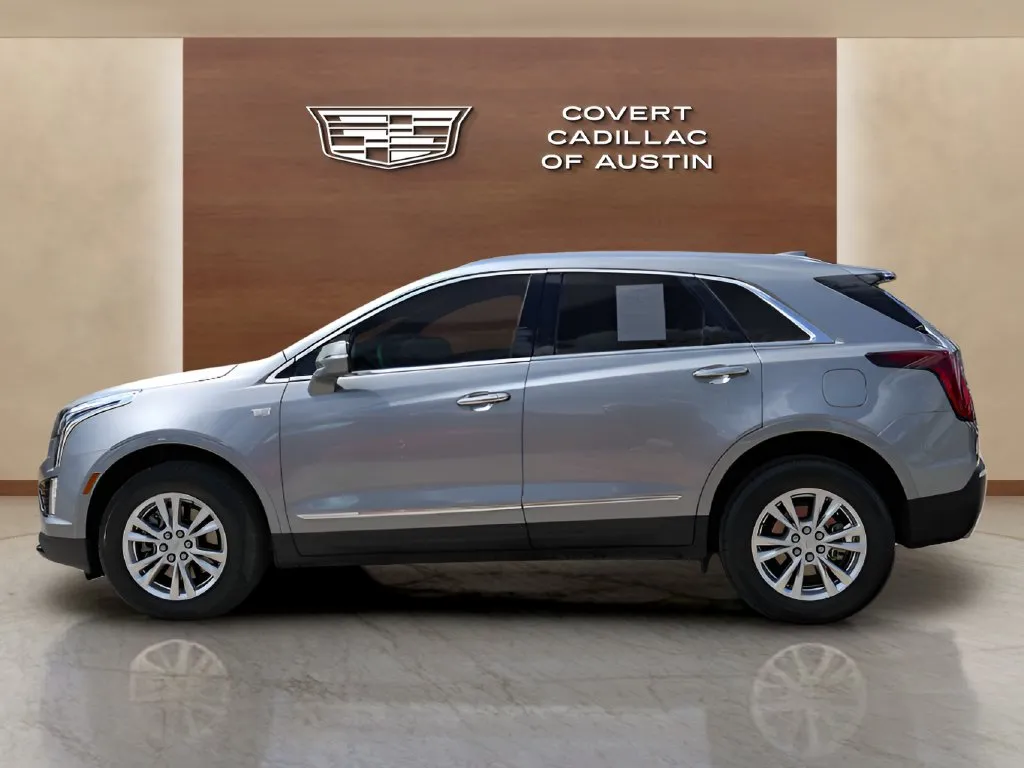Cadillac XT5 photo 2