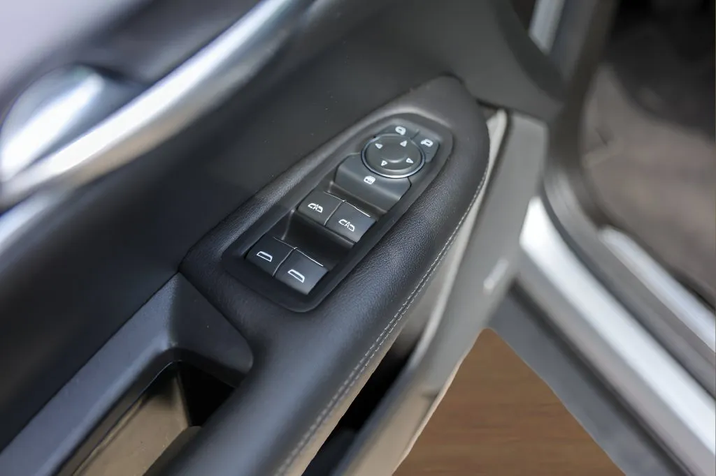 Cadillac XT5 photo 22