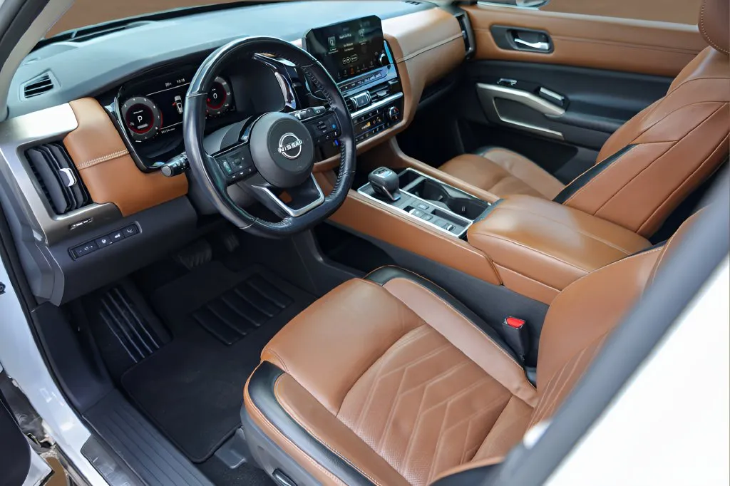 Nissan Pathfinder photo 10
