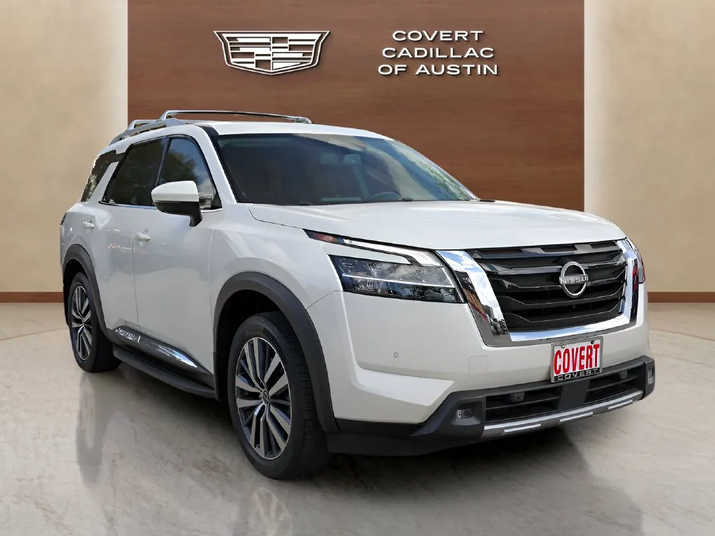 Nissan Pathfinder photo 6