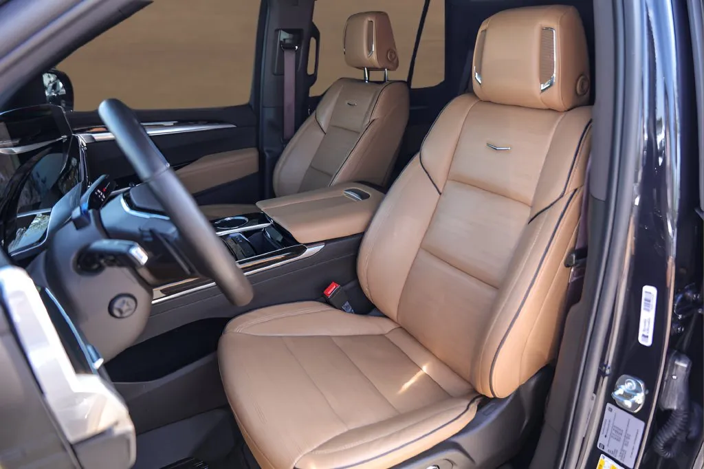 Cadillac Escalade photo 7