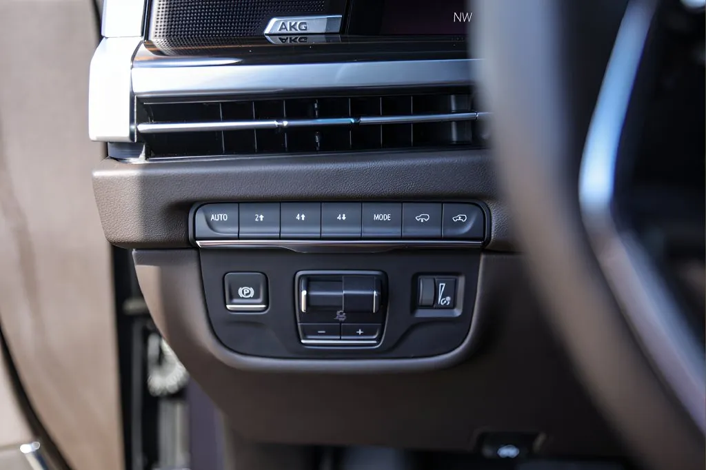 Cadillac Escalade photo 15