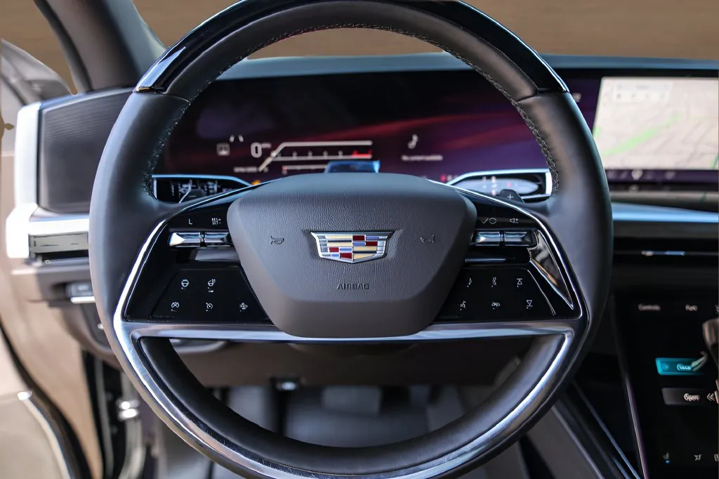 Cadillac Escalade photo 12