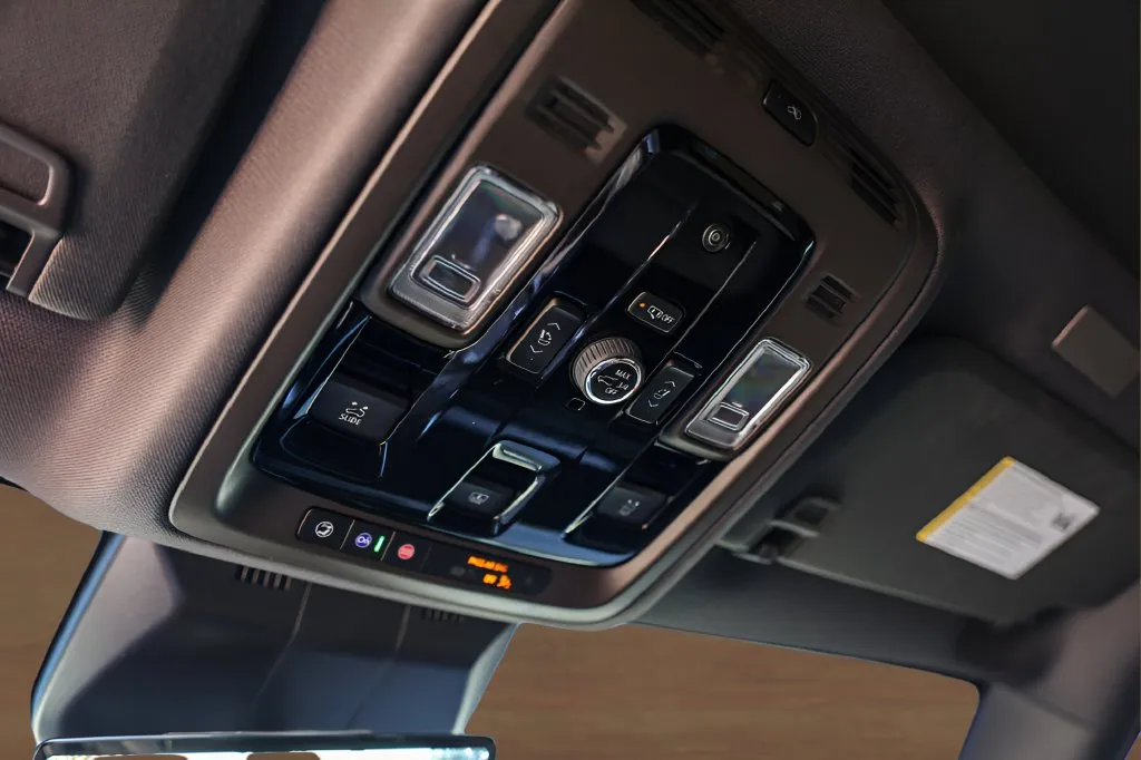 Cadillac Escalade photo 20