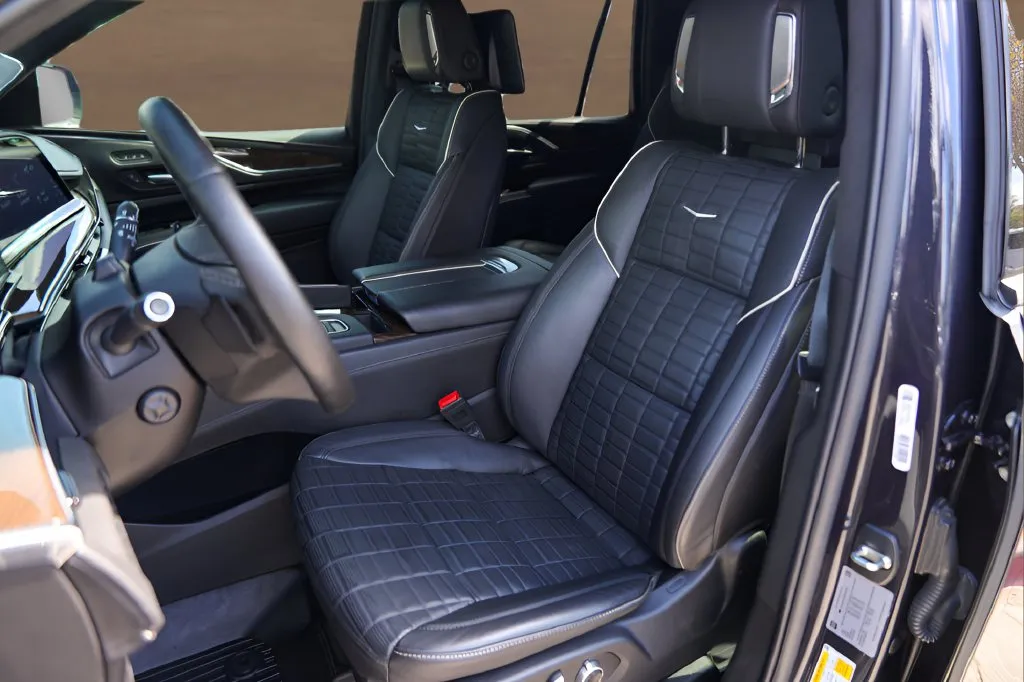 Cadillac Escalade photo 7