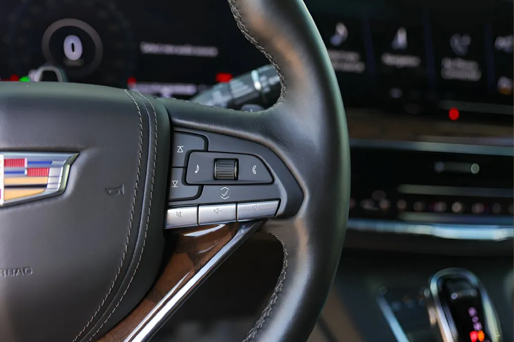 Cadillac Escalade photo 13