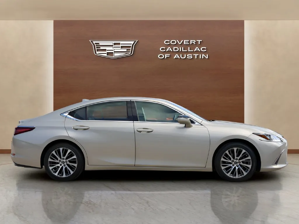 Lexus ES photo 5