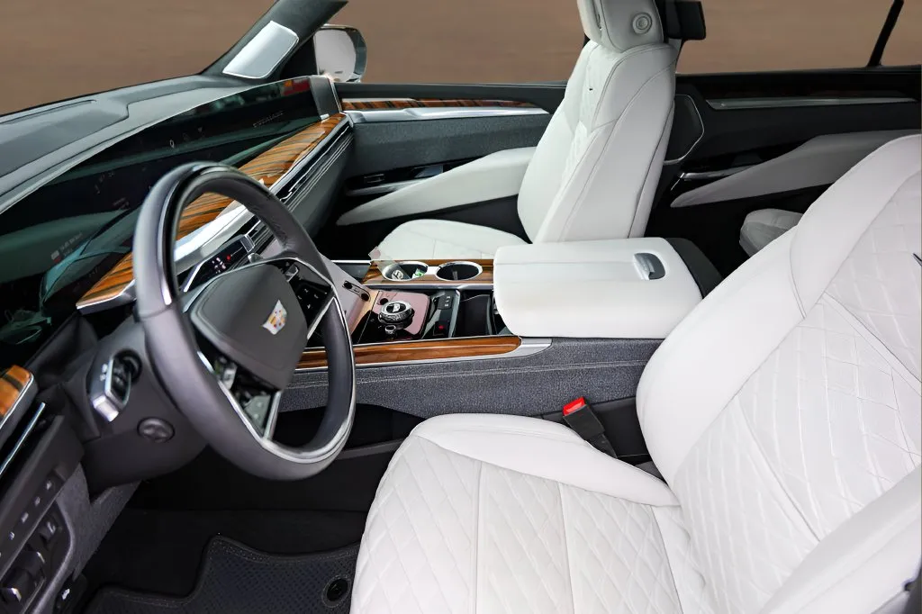 Cadillac Escalade photo 9