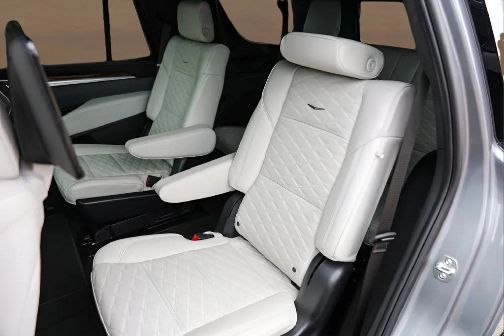 Cadillac Escalade photo 23