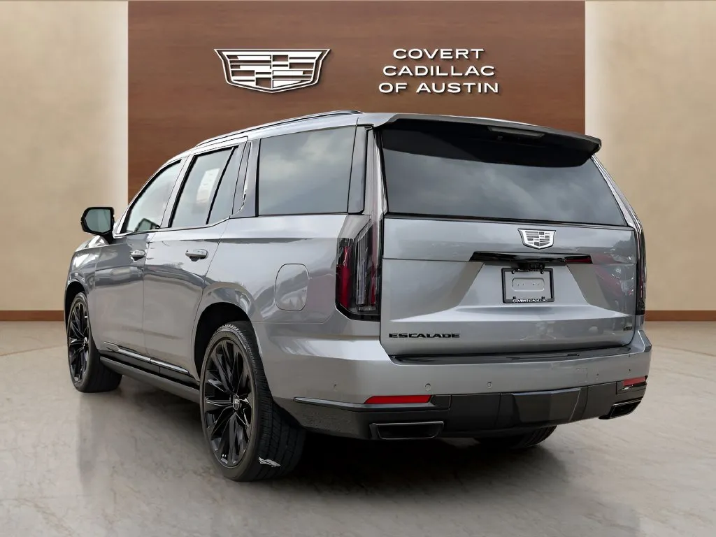 Cadillac Escalade photo 3
