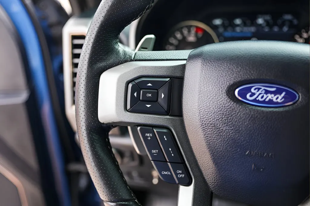 Ford F-150 photo 14